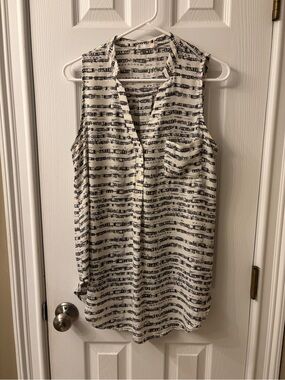 Lush Cream and Black Striped Sleeveless Blouse
